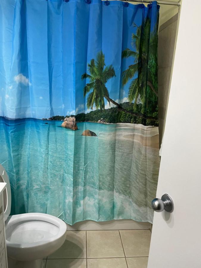 Motel Valois Yl Inc Acton Vale المظهر الخارجي الصورة