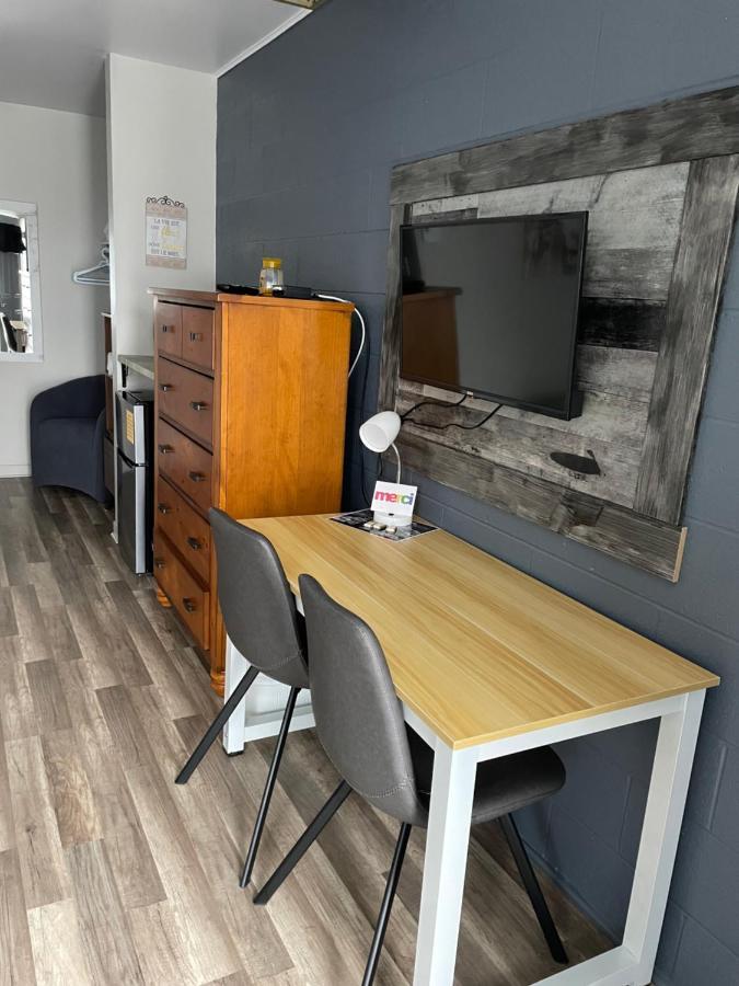 Motel Valois Yl Inc Acton Vale المظهر الخارجي الصورة